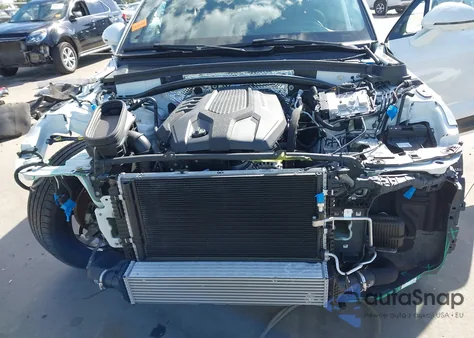 2025 Porsche Macan T из США, поврежденный, VIN WP1AA2A51SLB09302